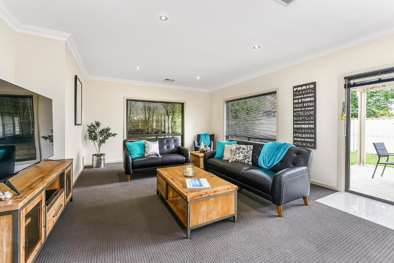 Accommodation On Lansell 1 Being Unit 1 Of 6 Lansell Street Mount Gambier Zewnętrze zdjęcie