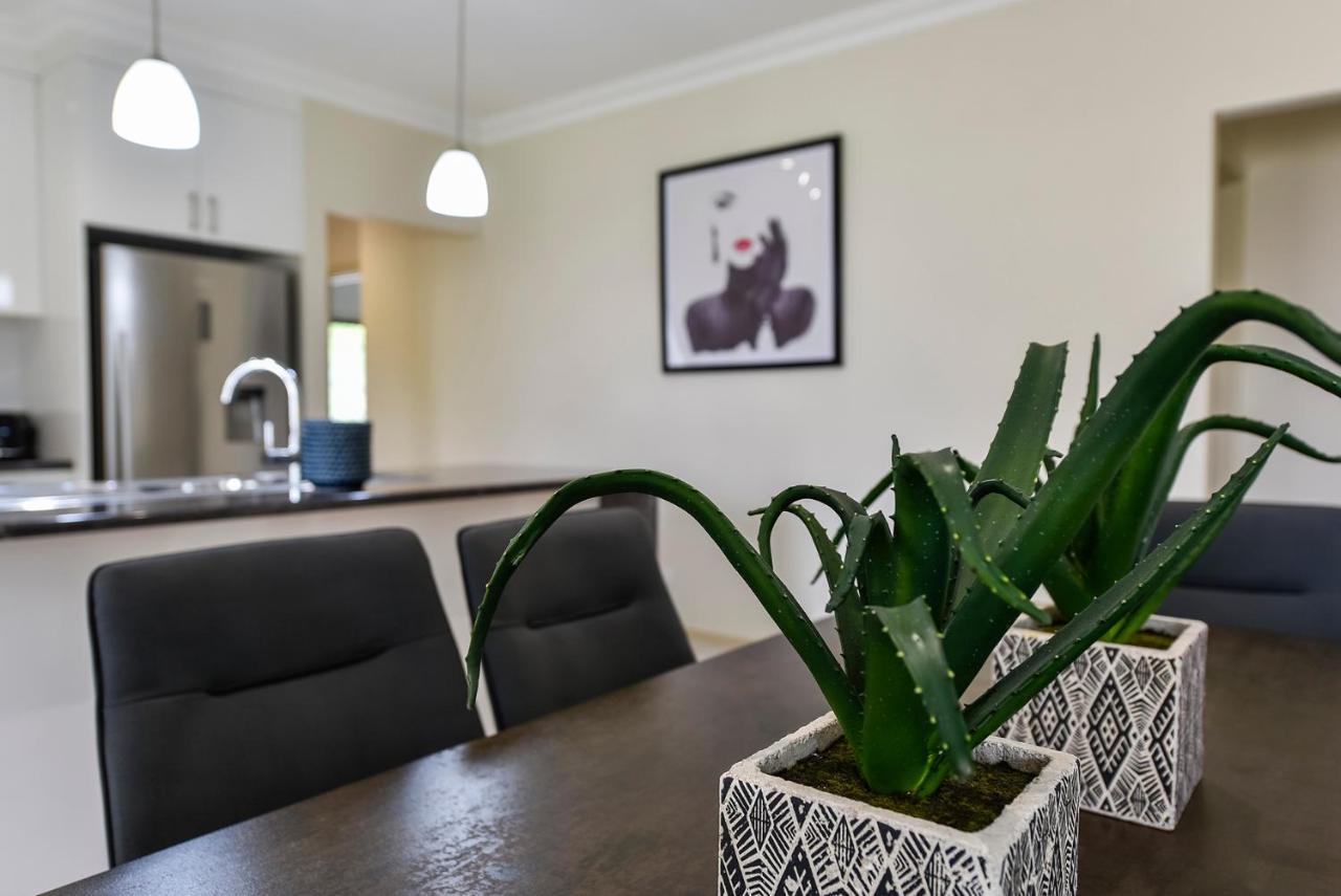 Accommodation On Lansell 1 Being Unit 1 Of 6 Lansell Street Mount Gambier Zewnętrze zdjęcie